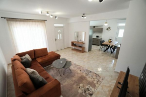 Anna's Apartments